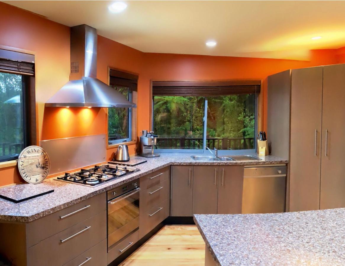 The Ferns Hideaway Villa Франц Джоузеф Екстериор снимка