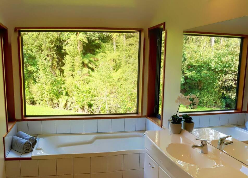 The Ferns Hideaway Villa Франц Джоузеф Екстериор снимка